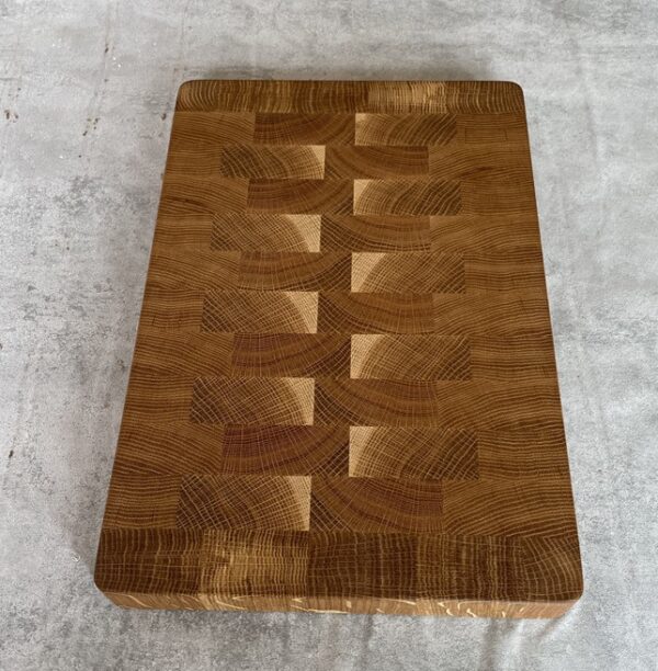 Oak End Grain Chopping Board - Image 3