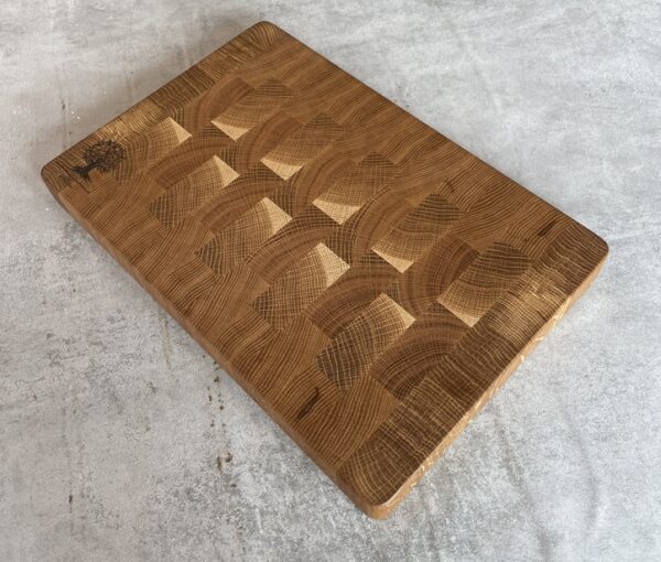 Oak End Grain Chopping Board - Image 7