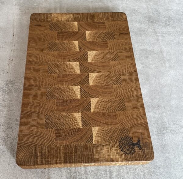Oak End Grain Chopping Board - Image 8