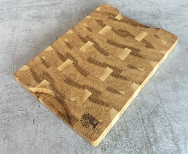 Ash End Grain Chopping Board - Image 9