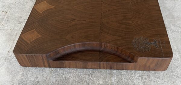 Walnut End Grain Chopping Board - Image 10