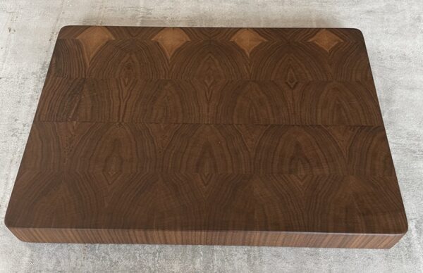 Walnut End Grain Chopping Board - Image 2