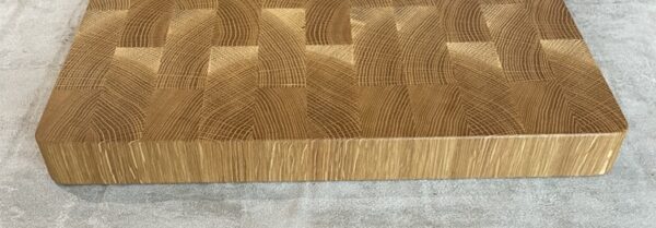 Brown Oak End Grain Chopping Board - Image 5