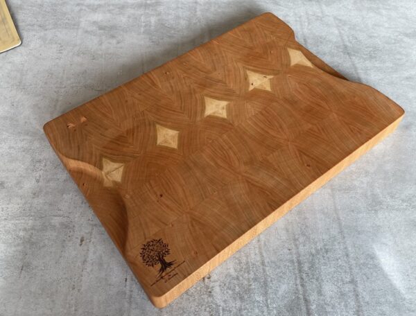 Cherry End Grain Chopping Board - Image 9