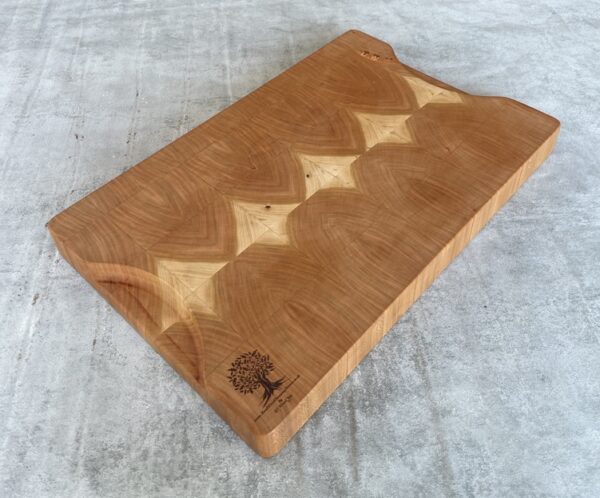 Cherry End Grain Chopping Board - Image 10
