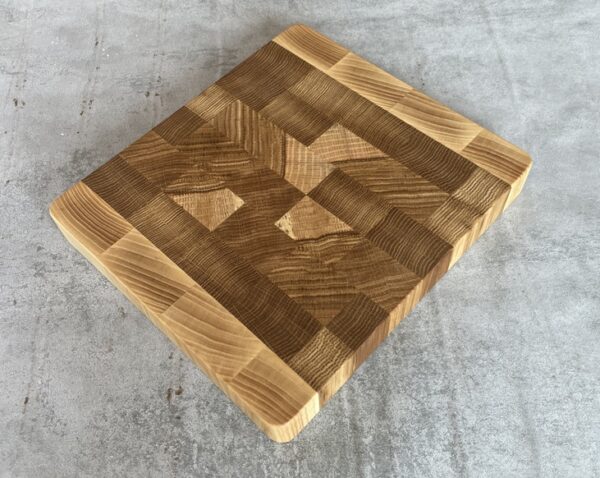 Oak and Ash End Grain Chopping Board - Image 4