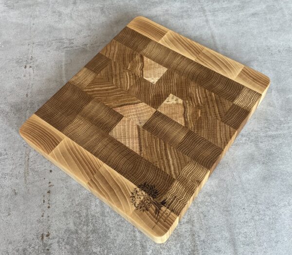 Oak and Ash End Grain Chopping Board - Image 9