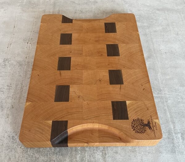 Cherry And Walnut End Grain Chopping Board - Image 9
